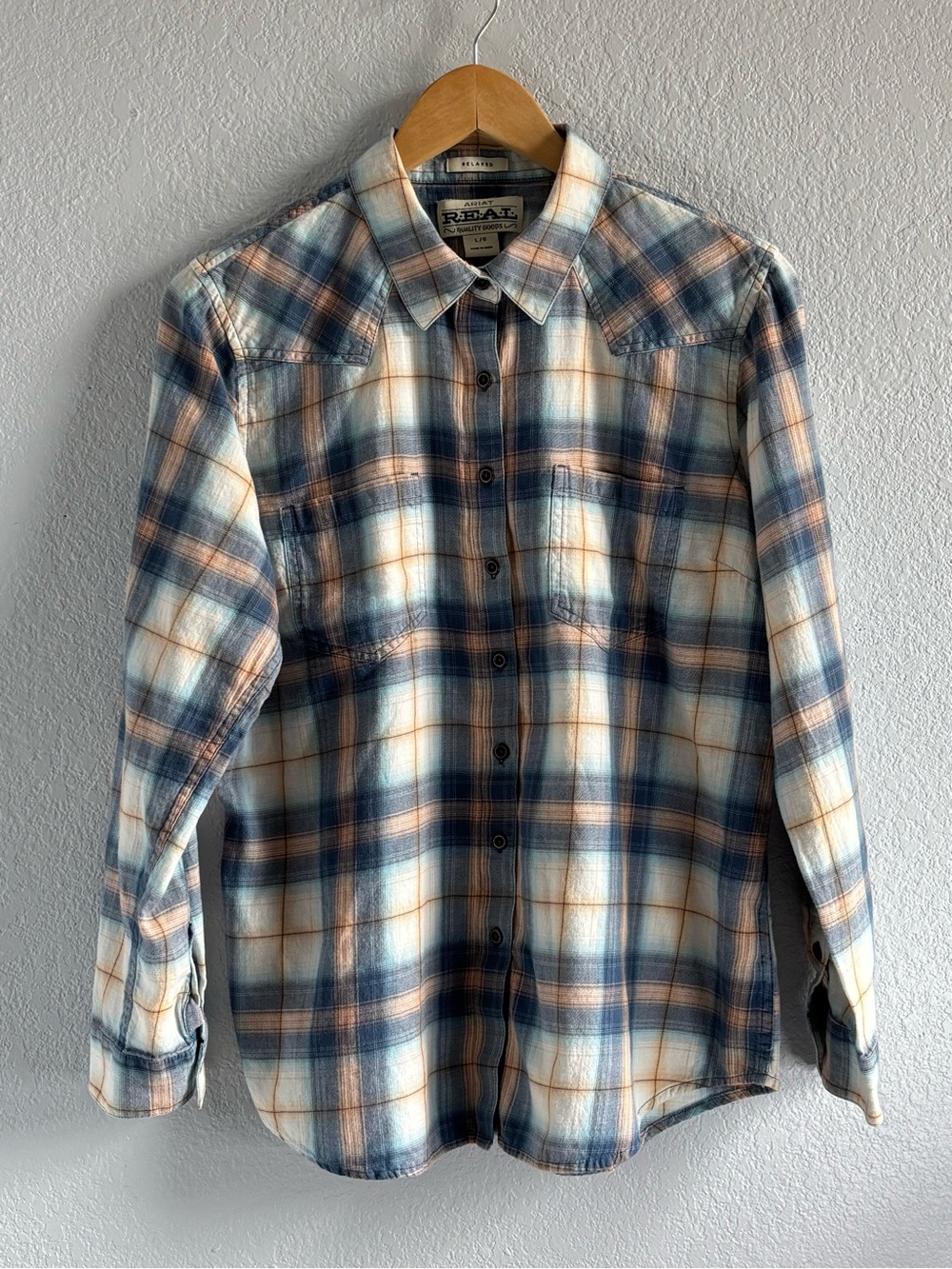 Ariat REAL Plaid Western Button-Down Shirt in Blue,Cream,Tan Accents - size L